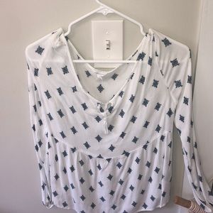 Long sleeve Aeropostale shirt!!💘